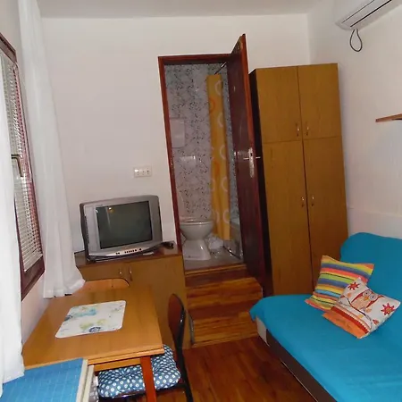 Apartment Kalenic *